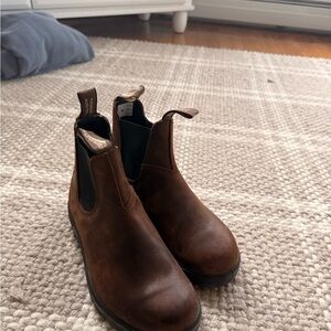 Blundstone Brown Leather Chelsea Boots